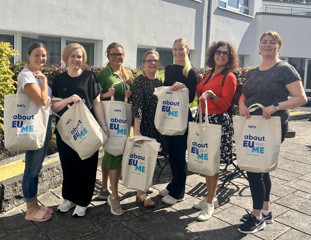 Eine finnische Erasmus+ Gruppe zu Gast bei Susanne Beckers im Oberallgäu